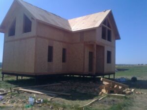Этапы строительства домов из СИП-панелей